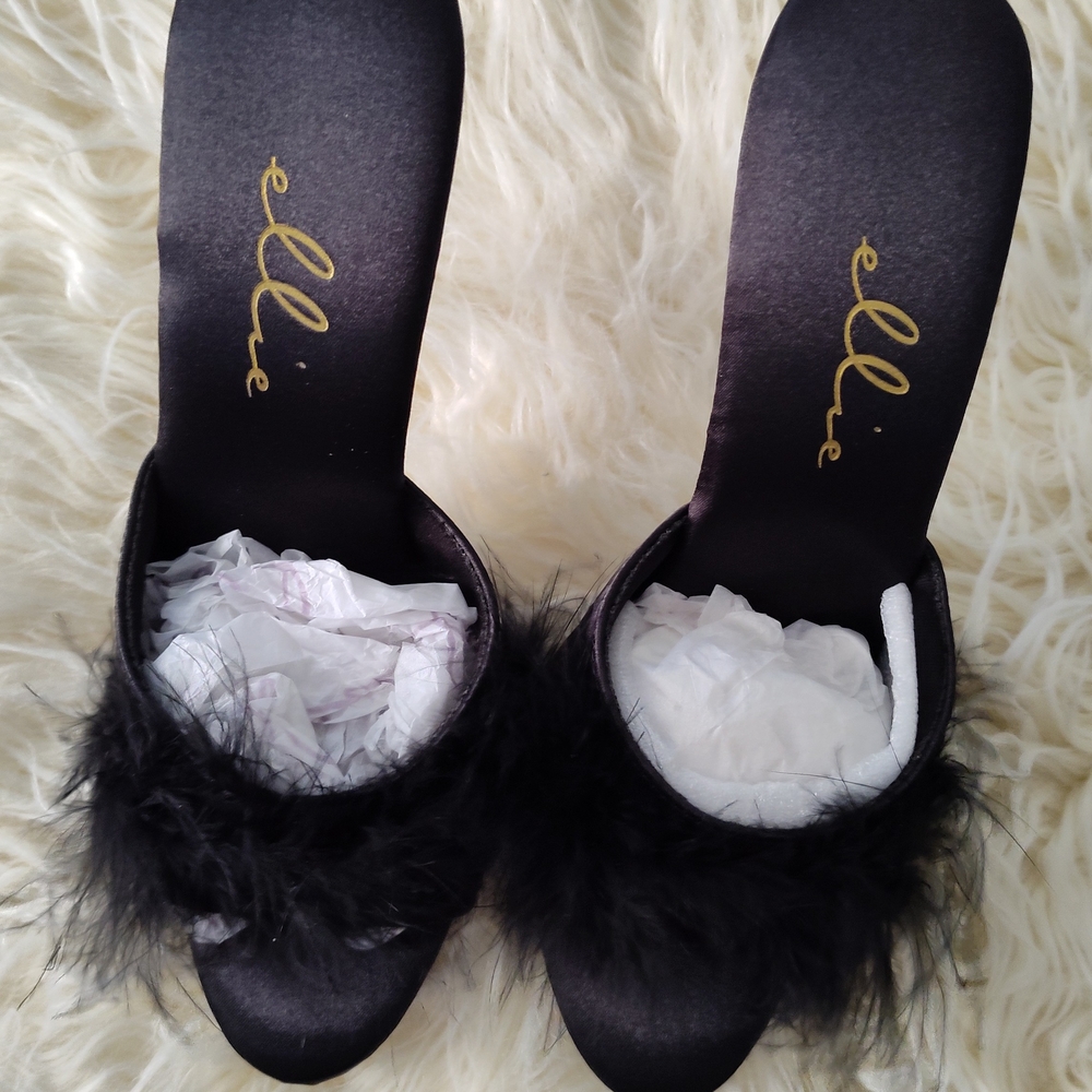Ellie Black Feathered Women's Shoes